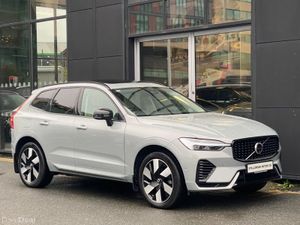 Volvo XC60 T6 Dark Plus Recharge AWD Auto (PHEV) - Image 3