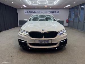 BMW 5-Series 523D Touring M Sport - Image 2