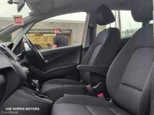 Hyundai ix20 DELUXE 5DR AUTO - Image 4