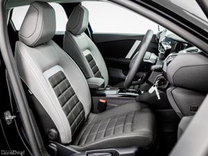 Citroen C4 Plus Hybrid Auto 145HP - Image 3