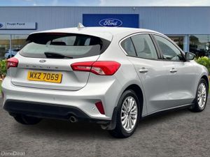 Ford Focus 1.0 EcoBoost 125 Titanium 5dr - Image 4