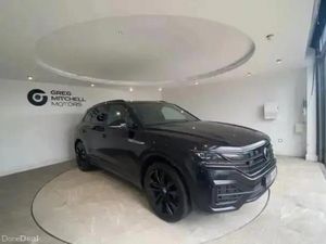 Volkswagen Touareg 3.0 V6 TDI 4Motion Black Editio - Image 2
