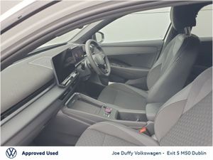 Volkswagen T-Roc R-LINE 1.5TSI 150HP MHEV AUTO New - Image 3