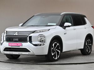 Mitsubishi Outlander 2.4 HYBRID AWC PHEV 7SEATS ** - Image 3