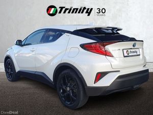 Toyota C-HR ** HYBRID ** AUTO ** HUGE SPEC ** TRIN - Image 3