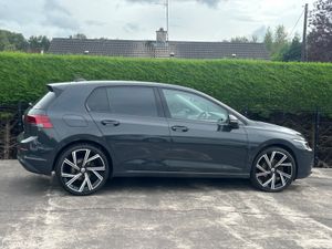 24Volkswagen Golf 1.5 Tsi life €23850 inch Vrt. - Image 4