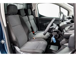 Peugeot Partner Pro Plus 1.5 Diesel 100HP 650Kg - - Image 3