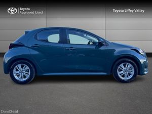 Toyota Yaris YARIS HEV LUNA - Image 3