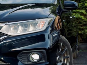 Honda Grace 1.5 2018 with Alloys & Carplay screen - Image 4