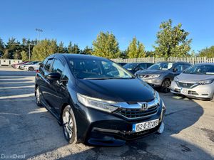 HONDA SHUTTLE 2015 (1.5, HYBRID) NEW NCT - Image 3
