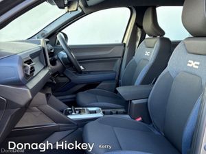 Dacia Bigster Expression HEV 155 SAVE €2,000!!! - Image 4