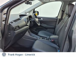Volkswagen Caddy Maxi Life 7 SEATER LIFE AUTO - Image 4