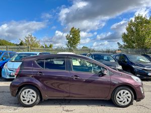 TOYOTA  AQUA  2016 1.5 HYBRID - Image 4
