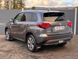 Suzuki Vitara 1.5 S1-HEV MOTION AUTOMATIC - Image 4