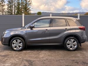 Suzuki Vitara 1.5 S1-HEV MOTION AUTOMATIC - Image 3