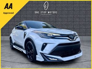 2023 Toyota C-HR *LUNA G BLACK ED SPORT* 35,000KMS - Image 2