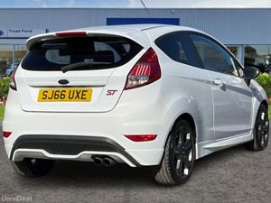 Ford Fiesta 1.6 EcoBoost ST-2 Navigation 3dr - Image 4