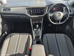 Volkswagen T-Roc ** STYLE DESIGN ** LOW KMS ** TRI - Image 2