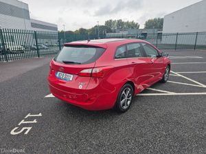 Hyundai i30 1.6 DIESEL DELUXE MODEL | ESTATE | NEW - Image 4