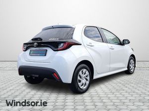 Toyota Yaris 1.0 VVT-i 5Dr Terra - Image 2