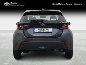 Toyota Yaris HYBRID 115 LUNA - Image 4