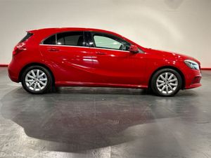 Mercedes-Benz A-Class 1.6 PETROL - PANORAMIC SUNRO - Image 3