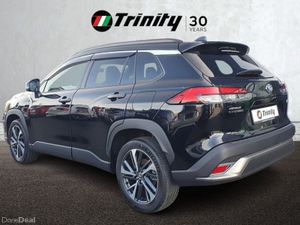 Toyota Corolla Cross ELECTRIC TAILGATE ** HEATED S - Image 3
