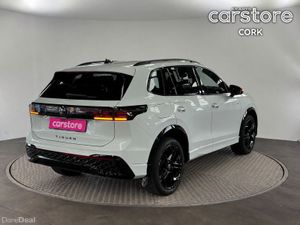 Volkswagen Tiguan R LINE PHEV  DSG - Image 4