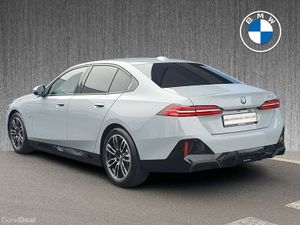BMW 5-Series 530e M Sport Saloon - Image 3