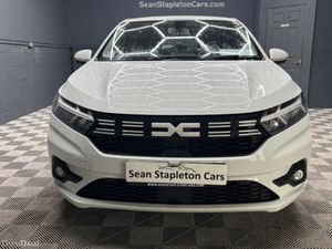 Dacia Sandero EXPRESSION TCE 90 5SPEED NBI 5DR - Image 2