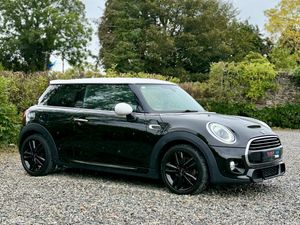 2019 MINI Cooper Sport 1.5 Petrol Manual - Image 4