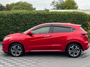 Honda Vezel Z-SENSING 1.5 HYBRID AUTO // HALF LEAT - Image 3
