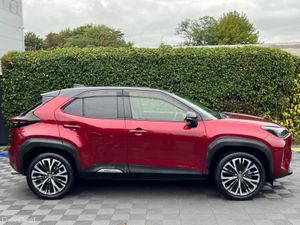 Toyota Yaris Cross Z-SPEC 1.5 HYBRID AUTO // HALF - Image 2