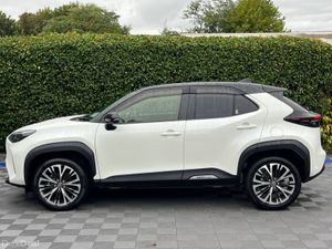 Toyota Yaris Cross Z-SPEC 1.5 HYBRID AUTO // SERVI - Image 3