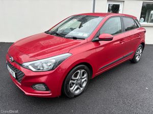 192 Hyundai i20 Deluxe 1.2 - Image 2