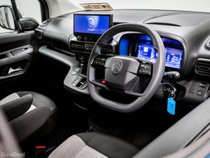 Citroen Berlingo ë-Plus XL L2 52kWh 135HP - 7 Seat - Image 2