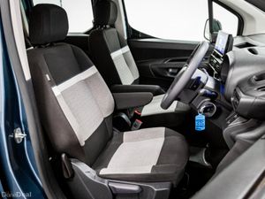 Citroen Berlingo ë-Plus XL L2 52kWh 135HP - 7 Seat - Image 3
