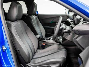 Peugeot 2008 Allure 1.2 Petrol 100HP - Image 3