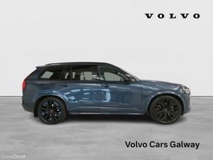Volvo XC90 T8 Black Edition Demo Model - Image 4