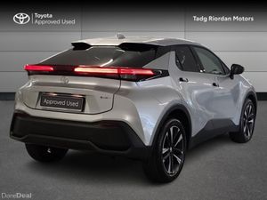 Toyota C-HR HEV Sport - Image 2