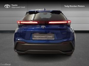 Toyota C-HR HEV Sport - Image 4