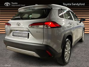 Toyota Corolla Cross LUNA 1.8 AUTO // REAR CAMERA - Image 2