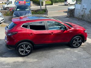 Nissan Qashqai High spec Petrol - Image 4