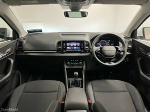 Skoda Karoq Selection 2.0TDI 115BHP - Reversing Ca - Image 3