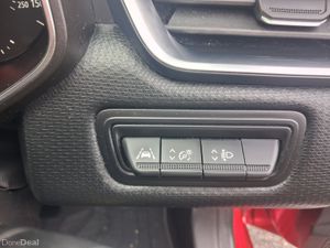 202 Renault Clio 1.0L Play Tce New Model... - Image 4