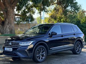 2023 Volkswagen Tiguan ALL SPACE..LOW MILES - Image 2