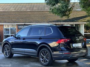 2023 Volkswagen Tiguan ALL SPACE..LOW MILES - Image 4