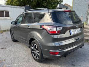 Ford Kuga ST-Line - Image 4