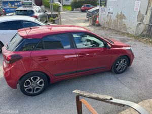Hyundai i20 Petrol Starter car - Image 3