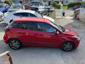 Hyundai i20 Petrol Starter car - Image 4